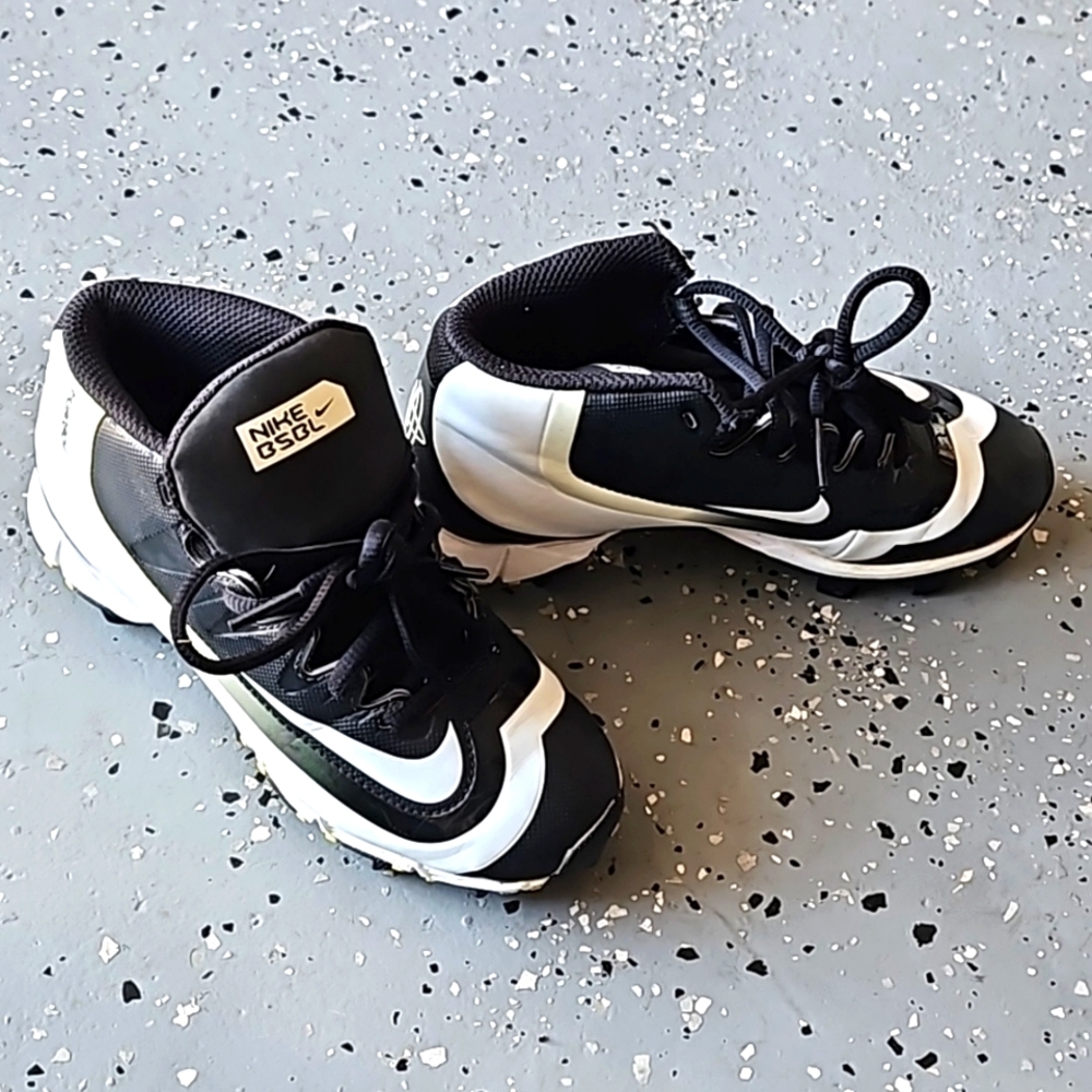 Nike Baseball Cleats